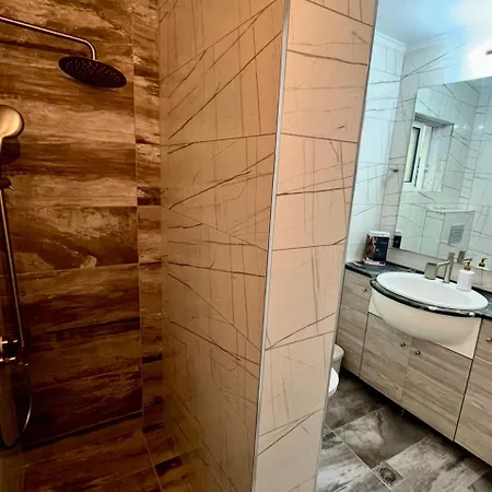 Poseidon's Rio Vernardhaíika